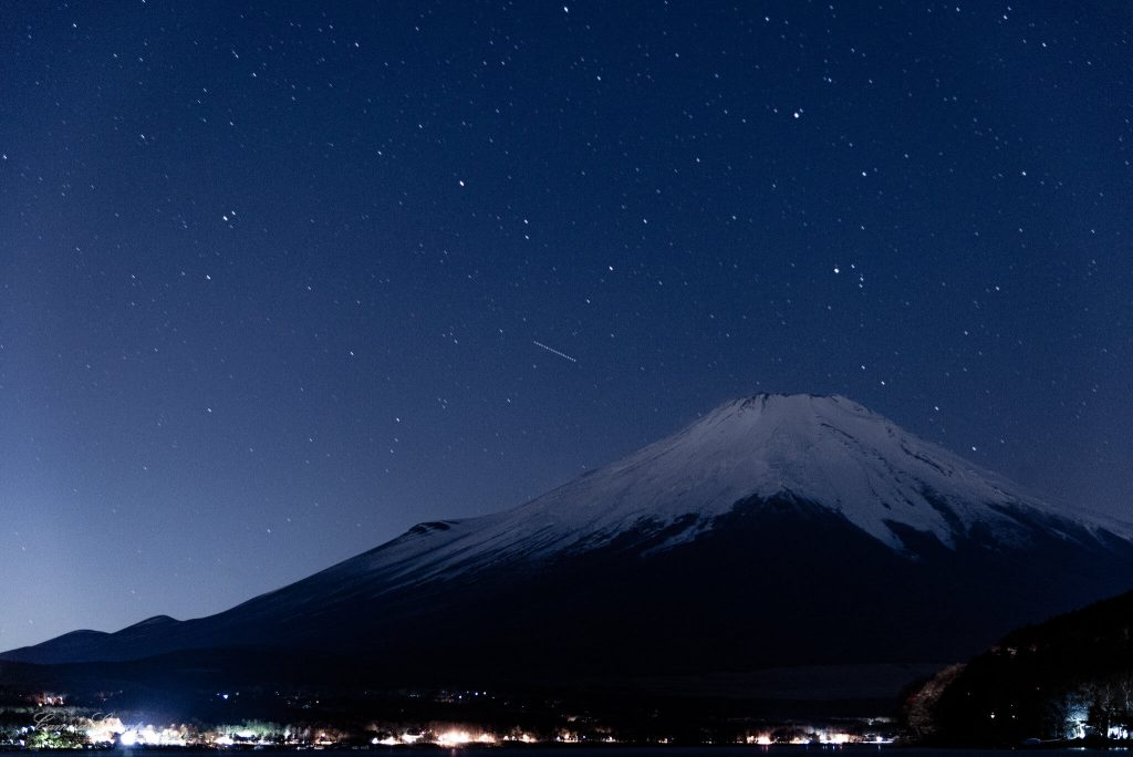 山中湖 富士と星空